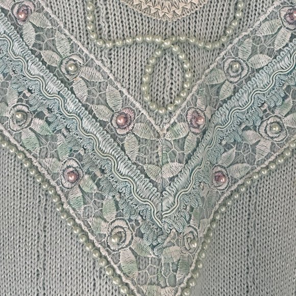 Vintage Jaclyn Smith Sweater Pastel Blue Fairy Kei Core Beaded Floral Lace 80s - Picture 5 of 11